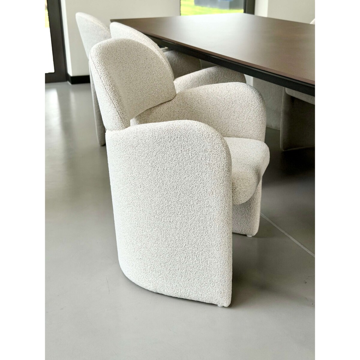 FOTEL BELAGIO BEŻOWY NOWOCZESNY DESIGN I WYGODA