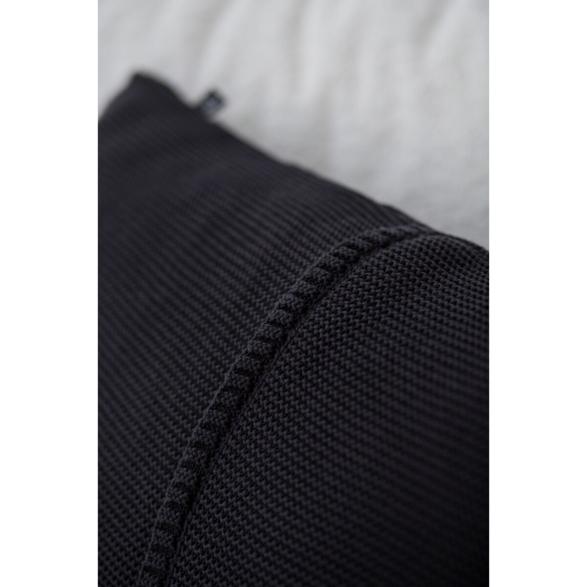 Poszewka klasyczna z przeszyciem grafitowa, 40 x 60 cm, La Manta