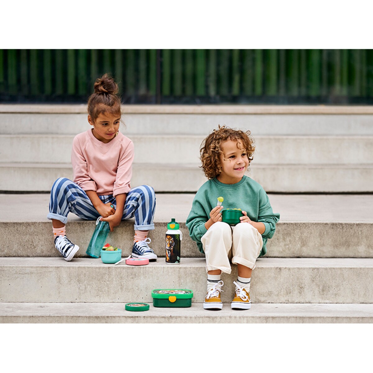 Fruit Box pudełko na owoce Campus 300 ml niebieskie 107430014300