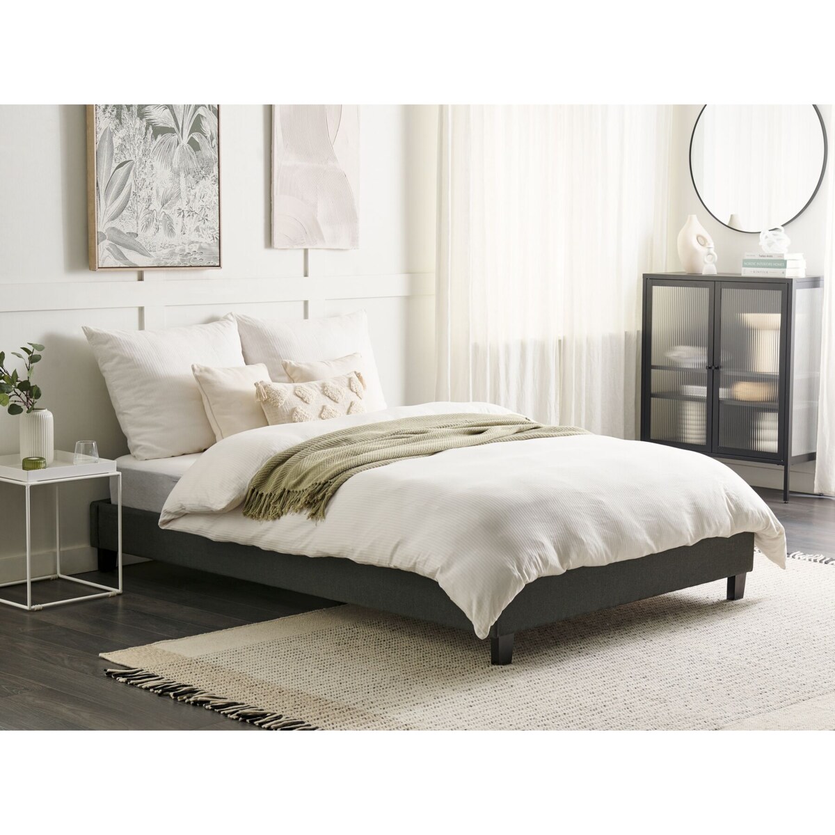 Łóżko tapicerowane bez zagłówka 140 x 200 cm szare ROANNE