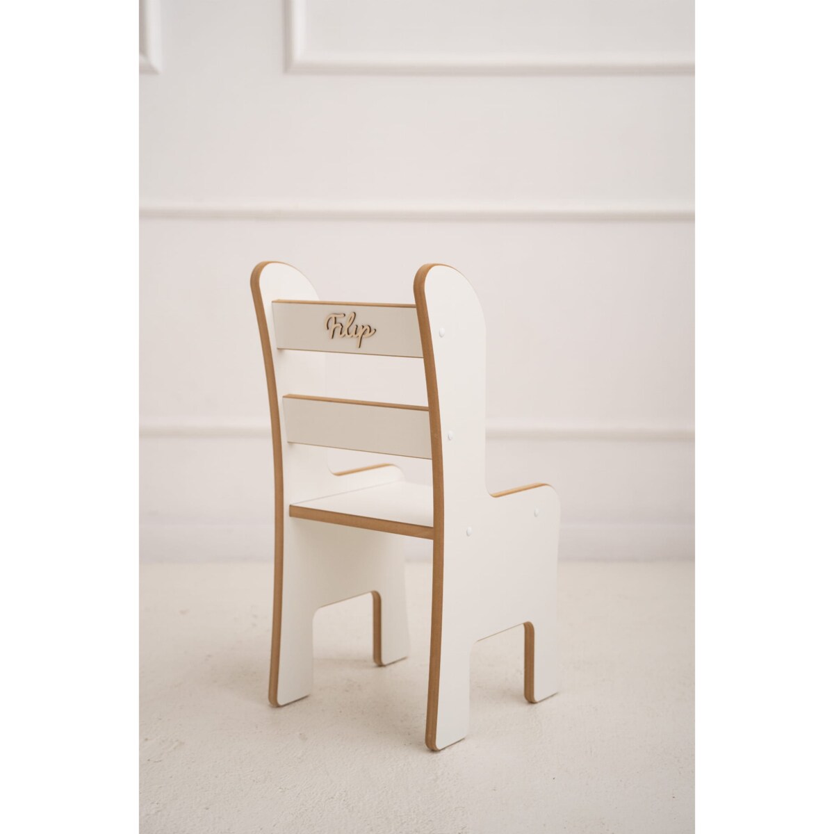 Krzesełko dla dziecka Z IMIENIEM