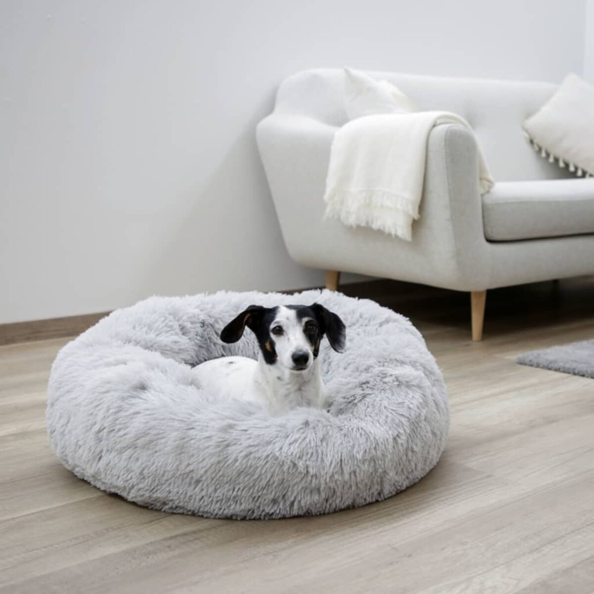 Kerbl Przytulne legowisko dla psa Fluffy, 18 cm, jasnoszare