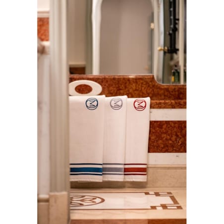 Dywanik łazienkowy 60 x 100 cm (biały) Monogram Linea OFFICINE Monogram