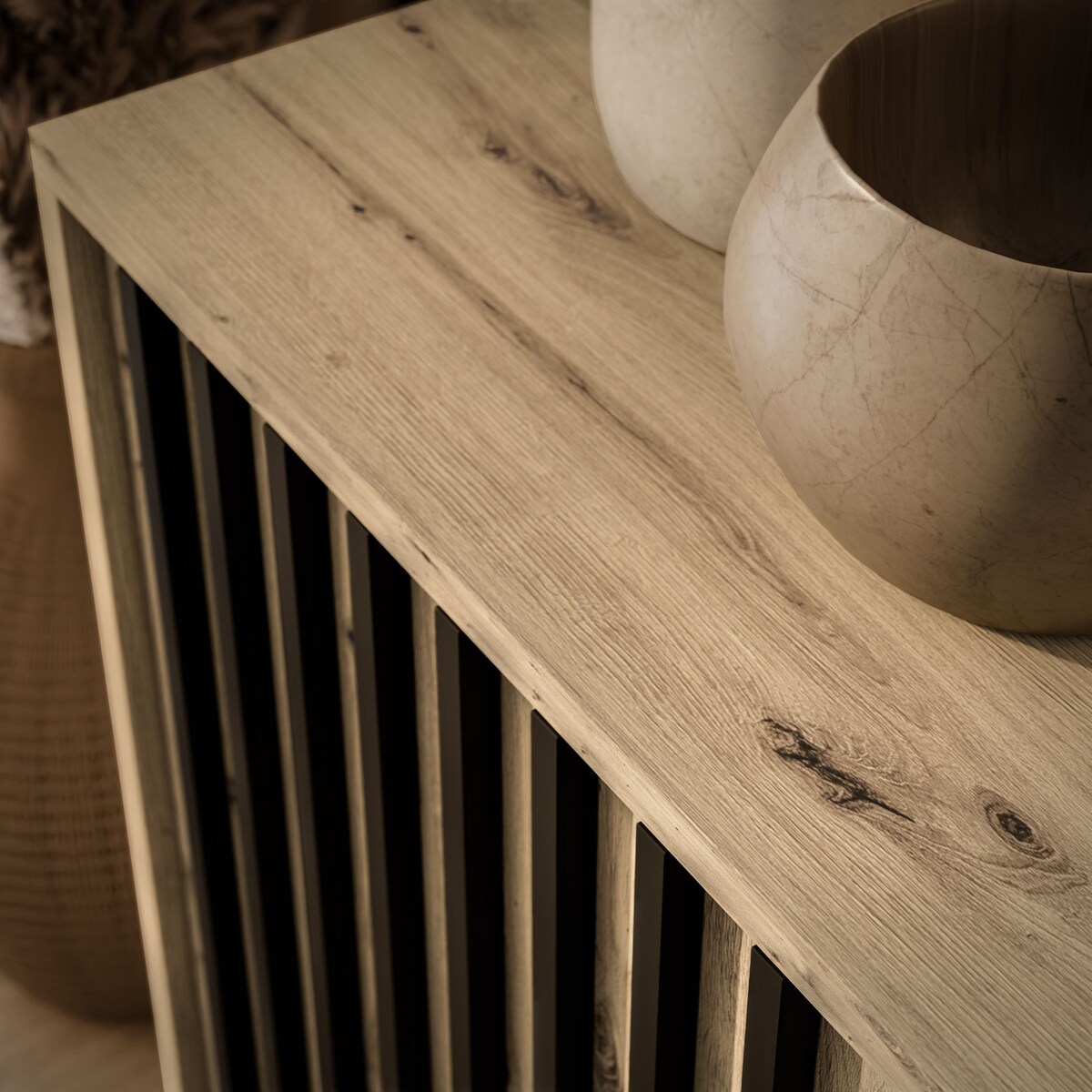 Dwudrzwiowa komoda NELA z lamelami, dąb artisan + czarny