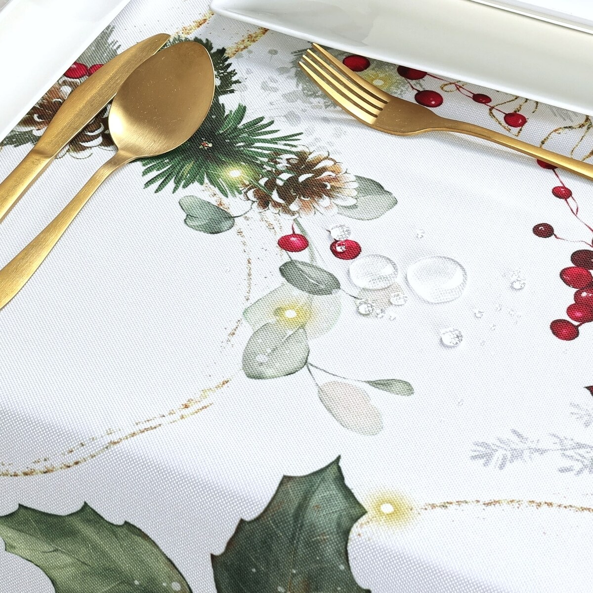 Obrus Zimowa Elegancja - 120x120 cm - wielokolorowy