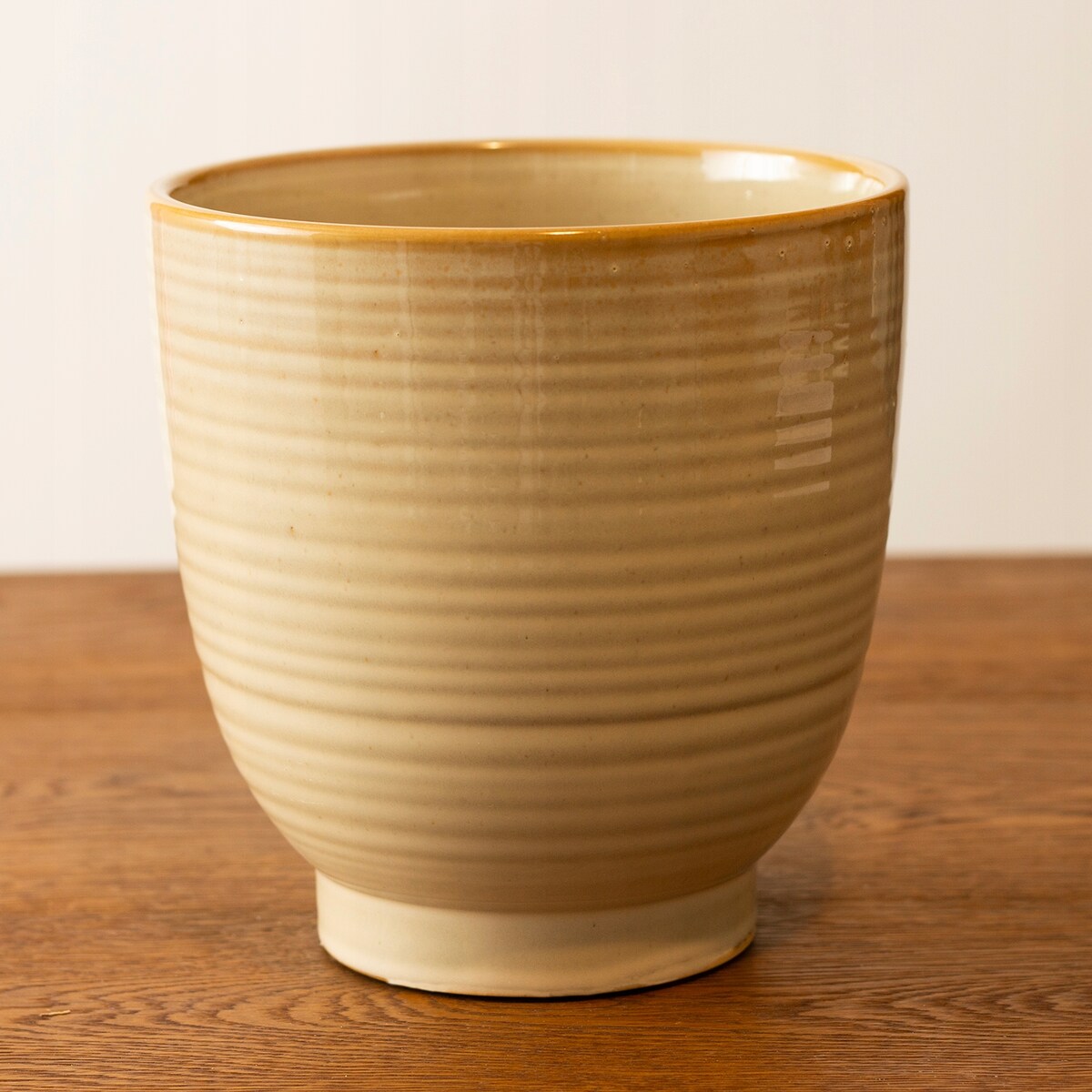 DONICZKA OSŁONKA CERAMICZNA BEŻOWA 17cm WYSOKA połysk okrągła do salonu