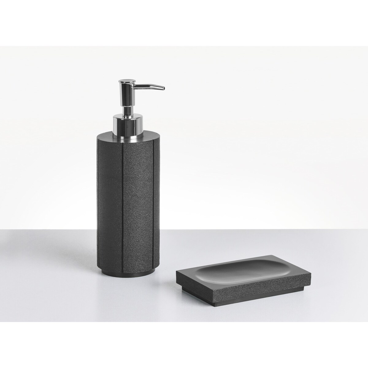 Zestaw akcesoriów łazienkowych 5 elementów HUALLAGA Czarny