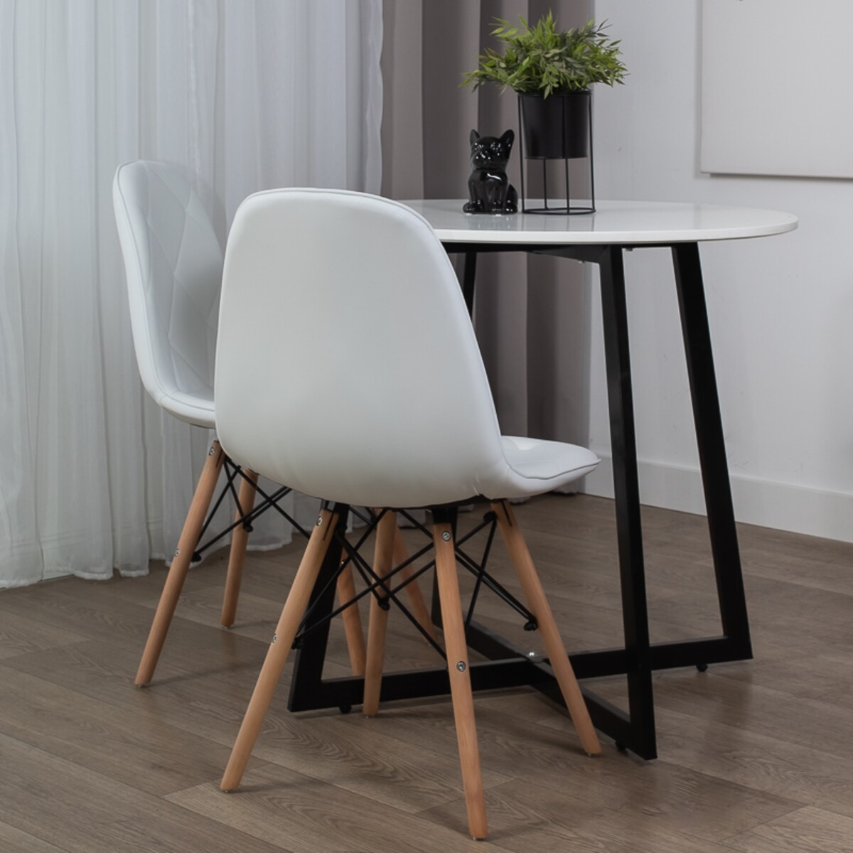 Krzesło tapicerowane z ekoskóry do salonu jadalni białe