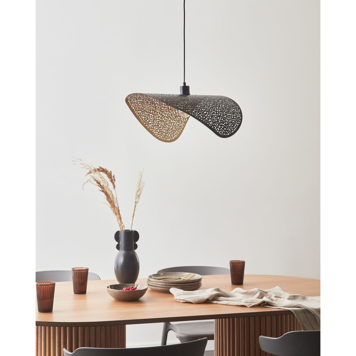 Lampa wisząca metalowa czarna MAHI