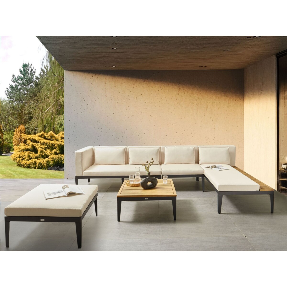 Zestaw ogrodowy ze stolikiem BRACCIANO Jasnobeżowy