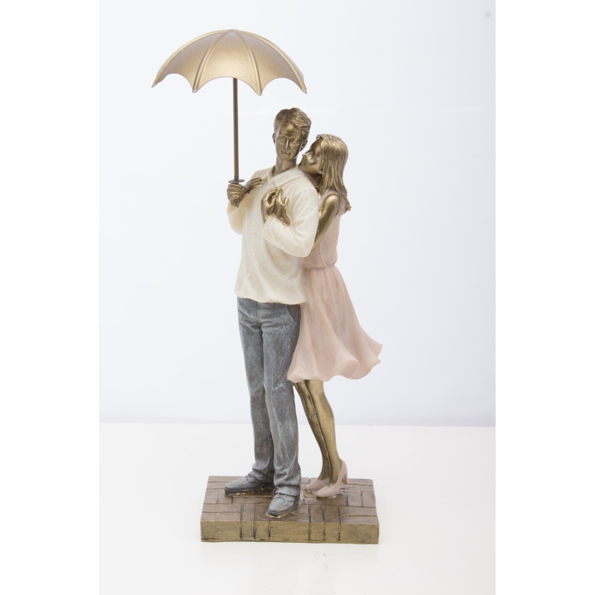 Dekoracja - figurka 30x12x8 cm PARA - stojąca pod parasolem