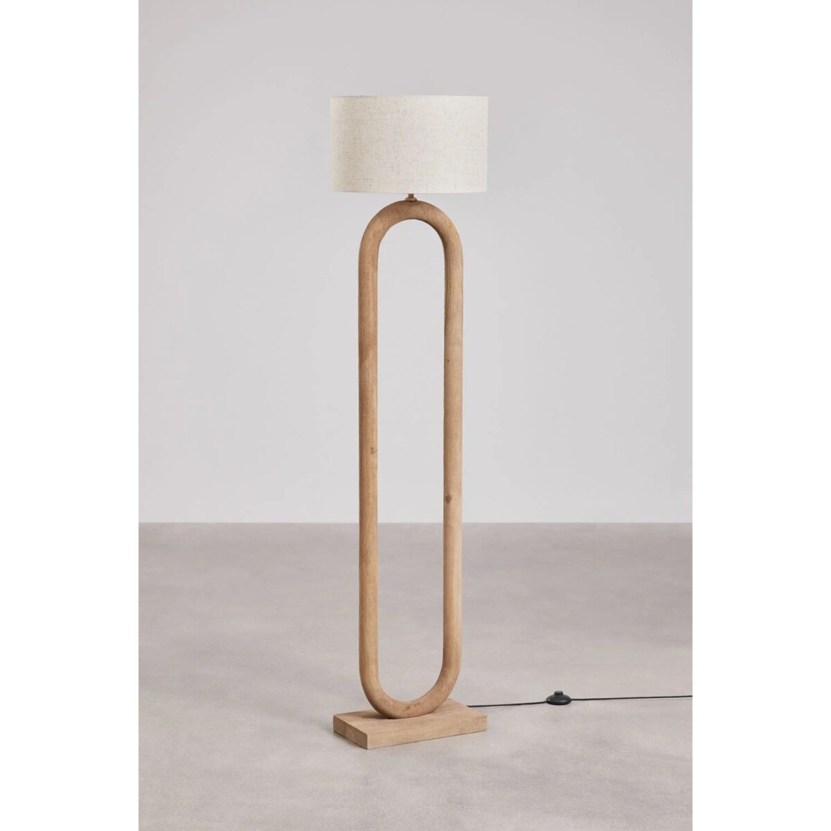 Lampa podłogowa z drewna mango Tiberia 175 cm
