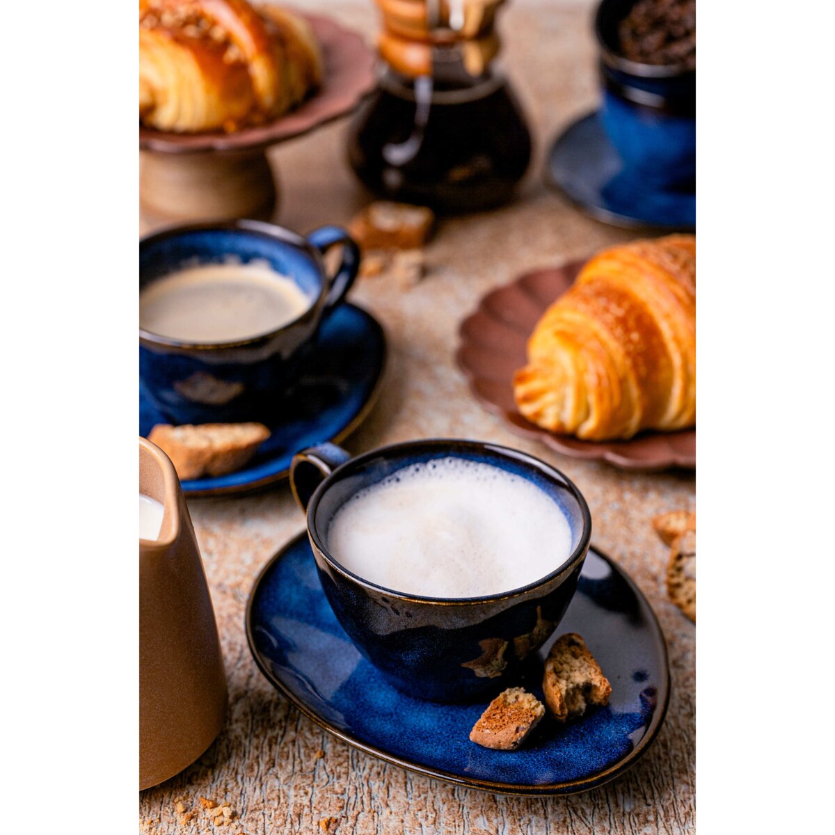 Serwis kawowy Uminami niebieski na 4 osoby 8 szt. Nowoczesny Do zmywarki Komplet filiżanka i spodek