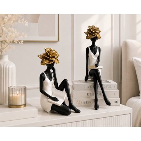 Figurka ceramiczna siedzącej kobiety 24,5x16,5x10,5 cm FIOR DORA-2 z książką i złotym kwiatem