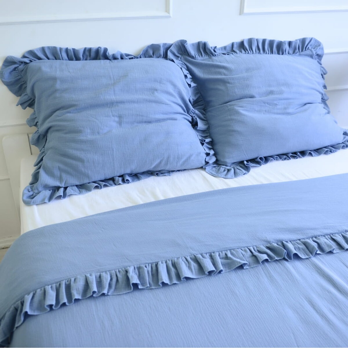 Pościel muślinowa z falbanką jeans 180/200 + 2x70/80