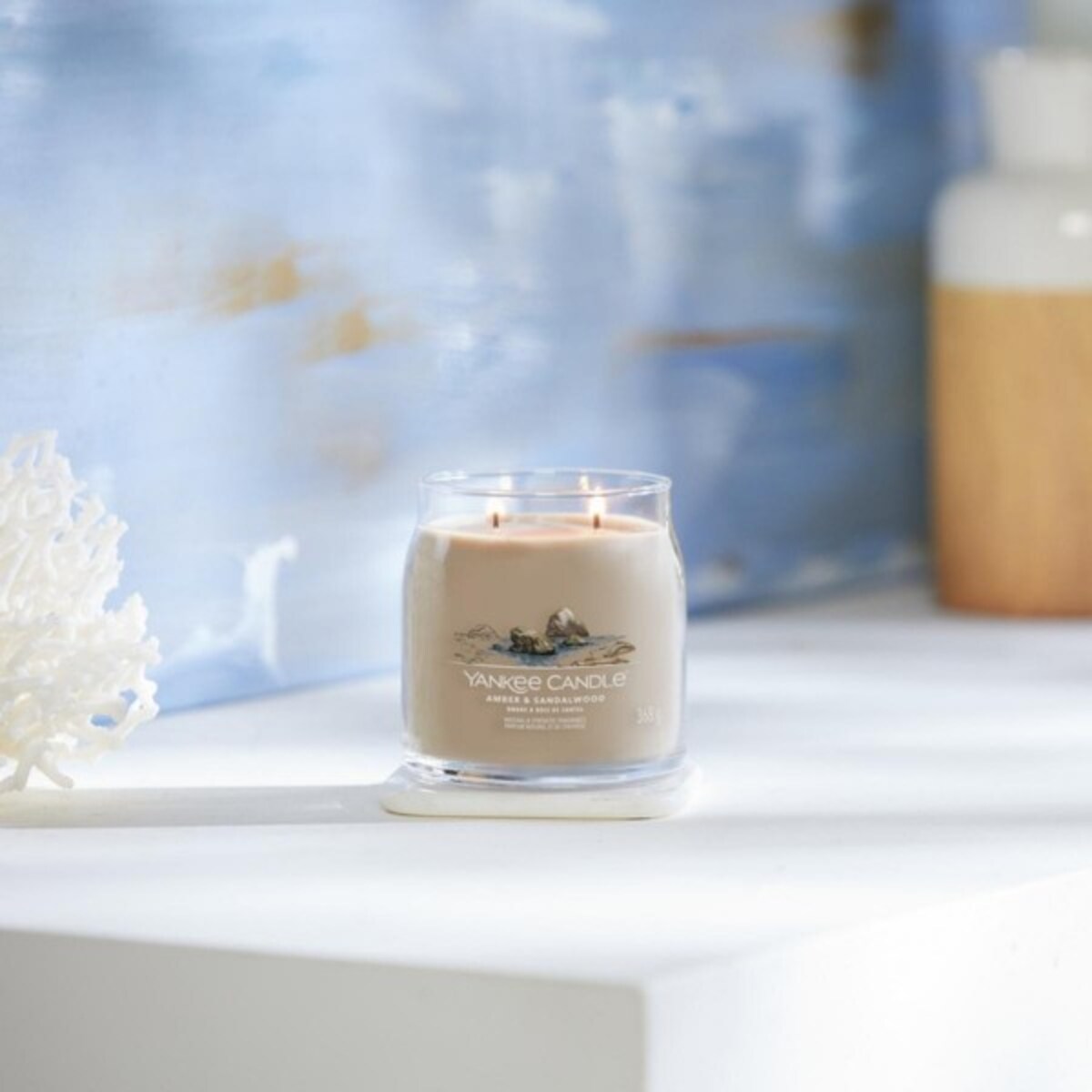 YC SIG.–Świeca średnia AMBER & SANDALWOOD