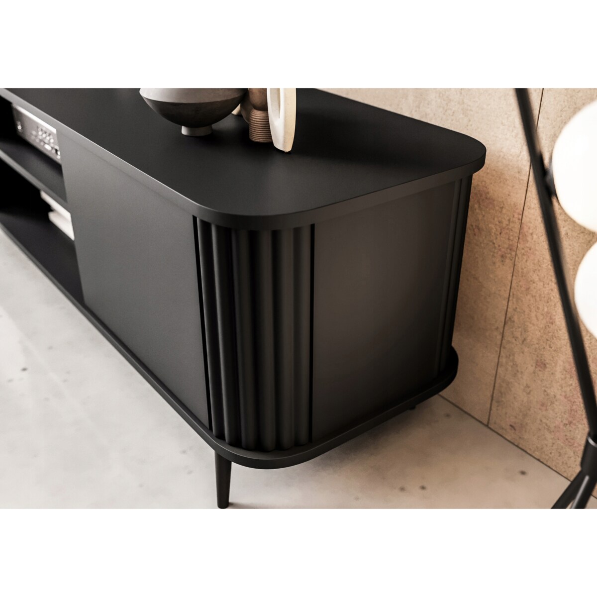 Czarna Komoda Szafka RTV Pod Telewizor Do Salonu Nóżki ASSE 150cm
