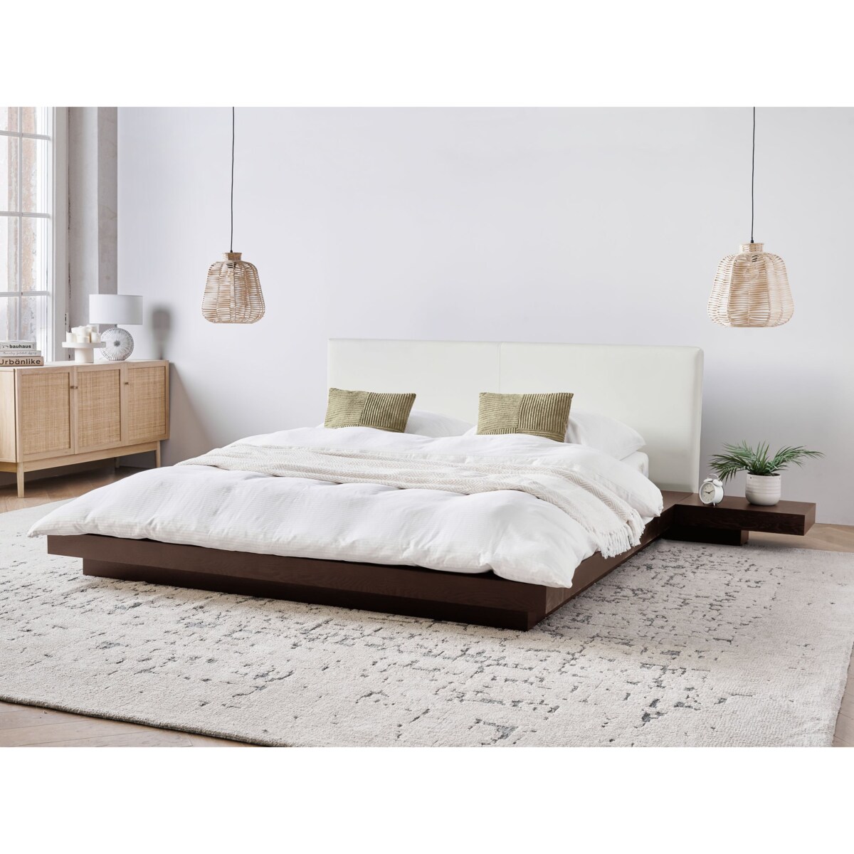 Łóżko z LED ekoskóra 160 x 200 cm ciemne drewno ZEN