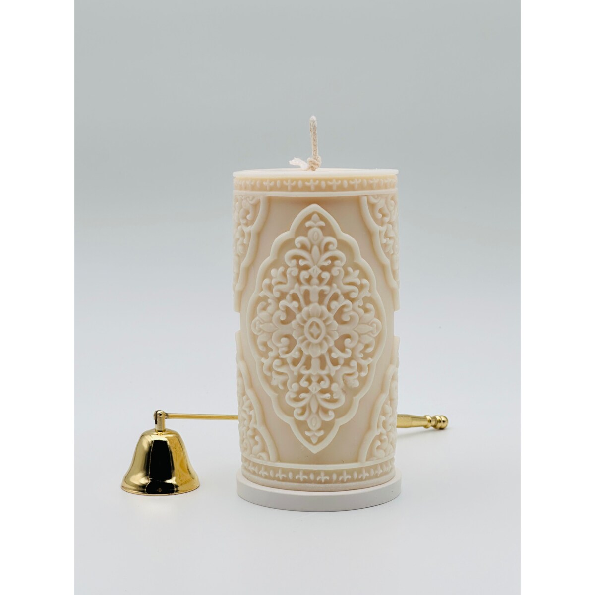 Świeca sojowa ozdobna Ari L, Prezent na urodziny dla niej, dla mamy, dla dziewczyny, dekoracja ślubna, wesele