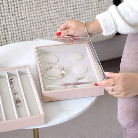 Szkatułka na bransoletki charms Stackers classic jasnoróżowa z pokrywką