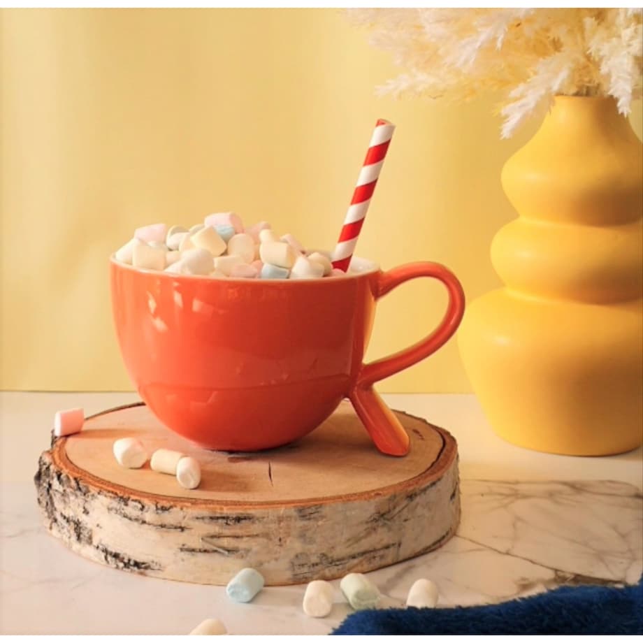 Kubek/miseczka z nóżką koralowy - eleganckie naczynie na kawę herbatę przekąskę, wyjątkowy design