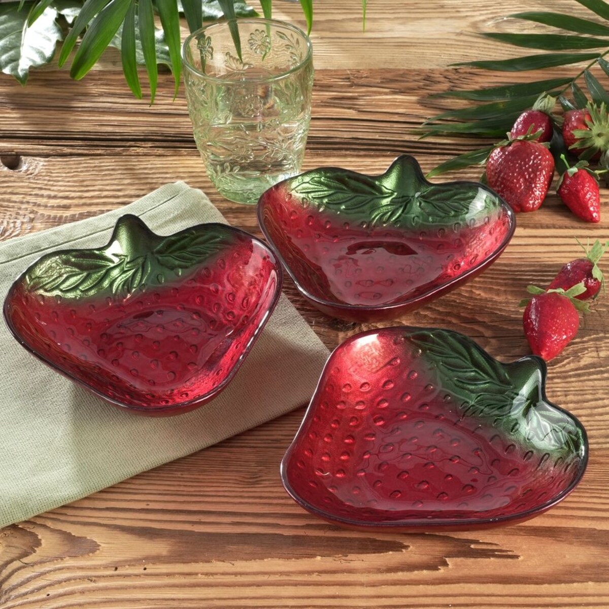 VILLA ITALIA Miseczka szklana 16 cm TRUSKAWKA
