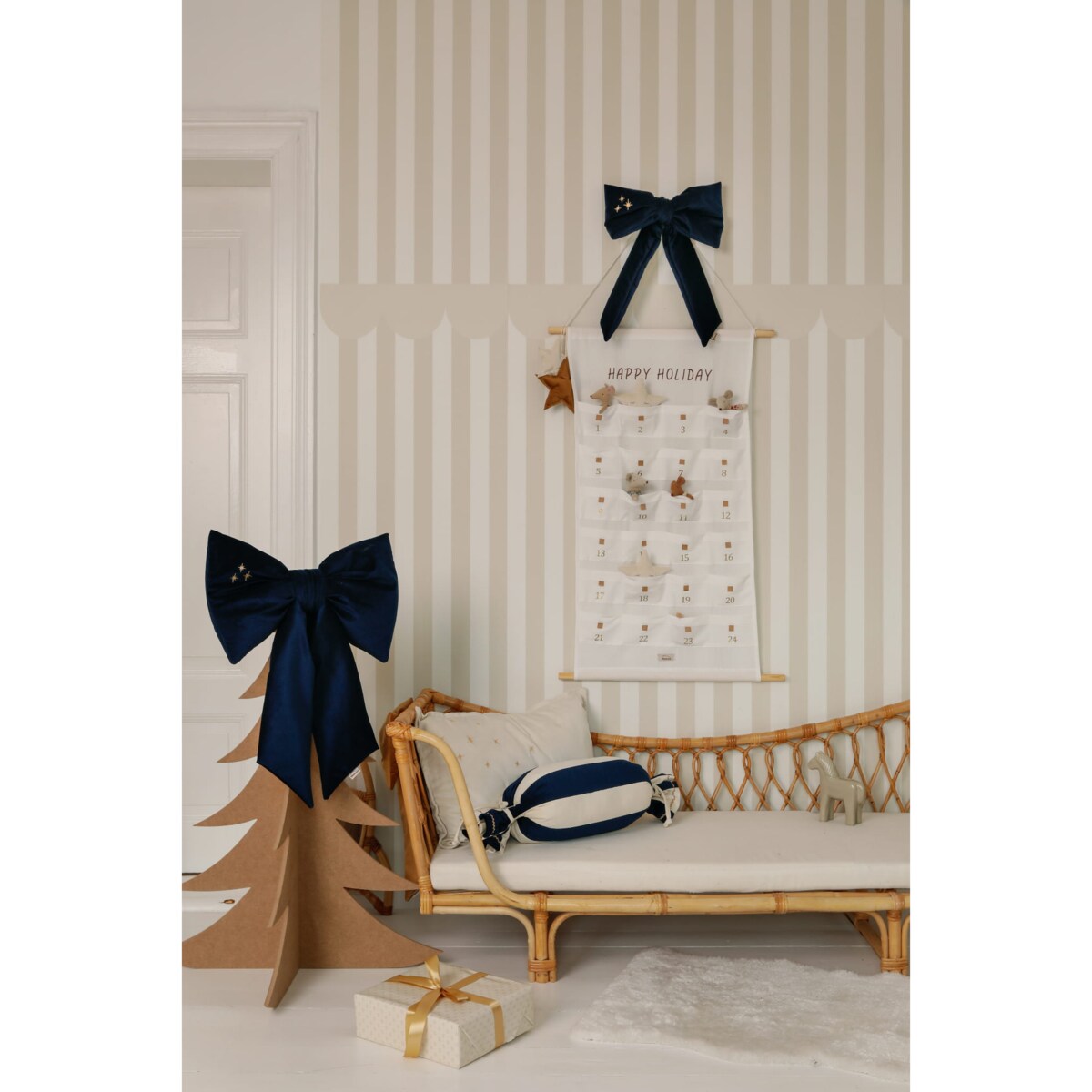 Kokarda Świąteczna Delux Royal Blue - M