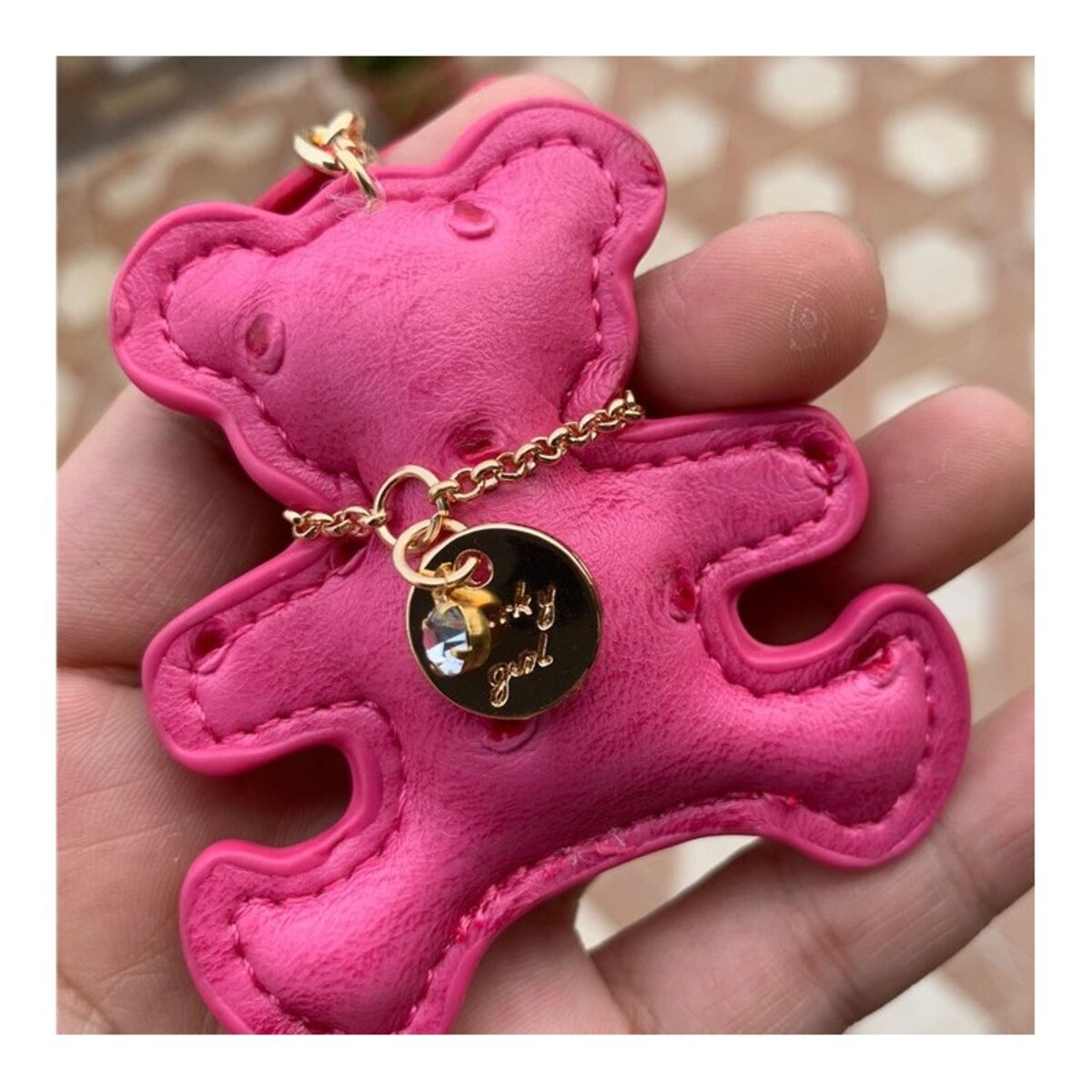 Brelok do kluczy skórzany MIŚ fuksja, frędzle BRL357