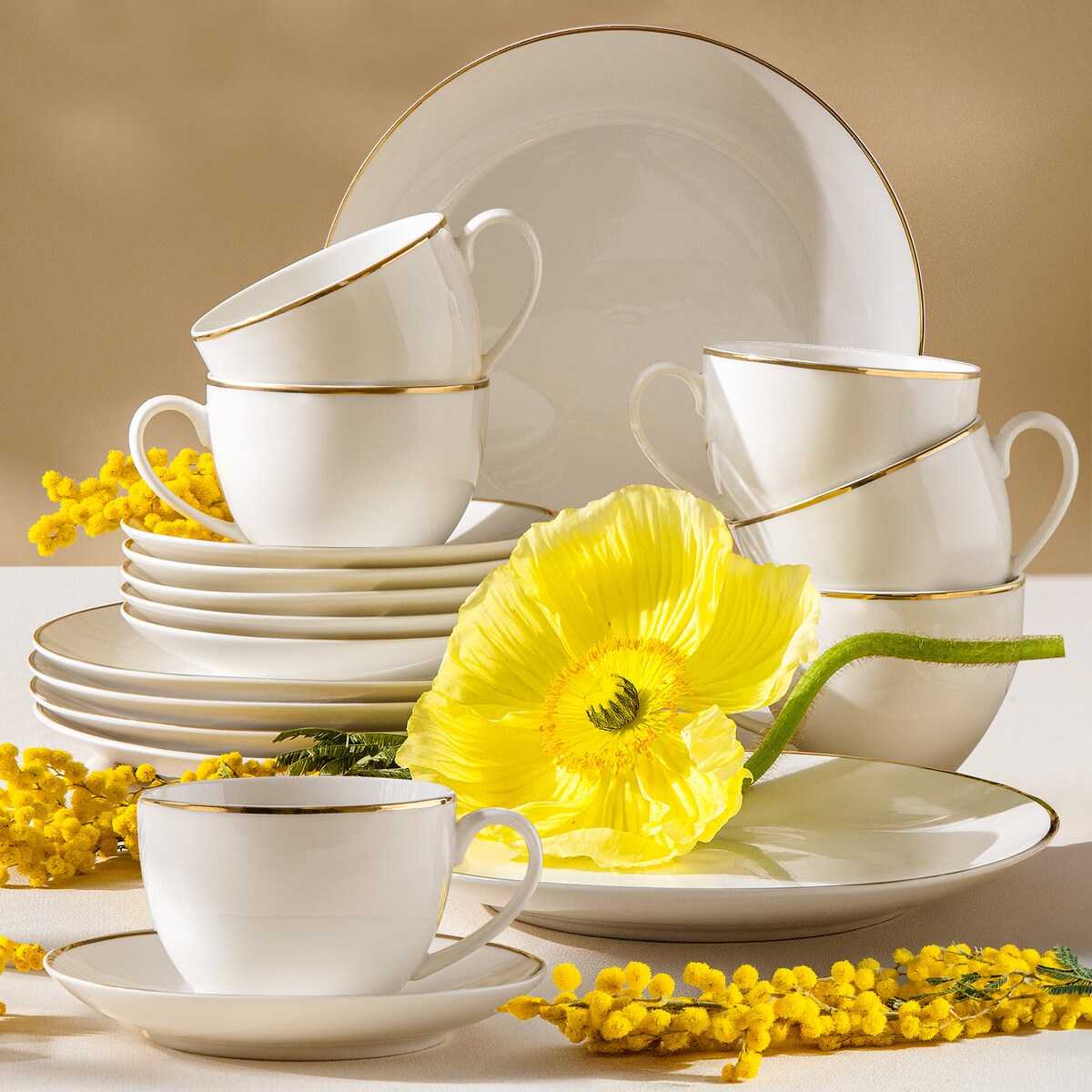 KONSIMO AD BELLA, Zestaw kawowy 6 os. (18 el.), kolor ecru/złoty