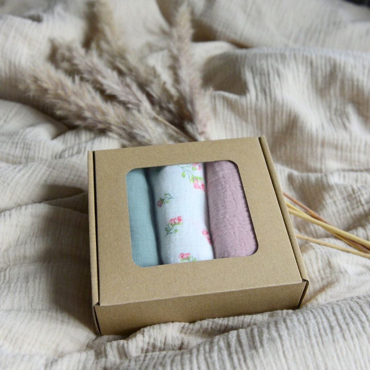 Pieluszki muślinowe - czerwona łączka (3-pak)