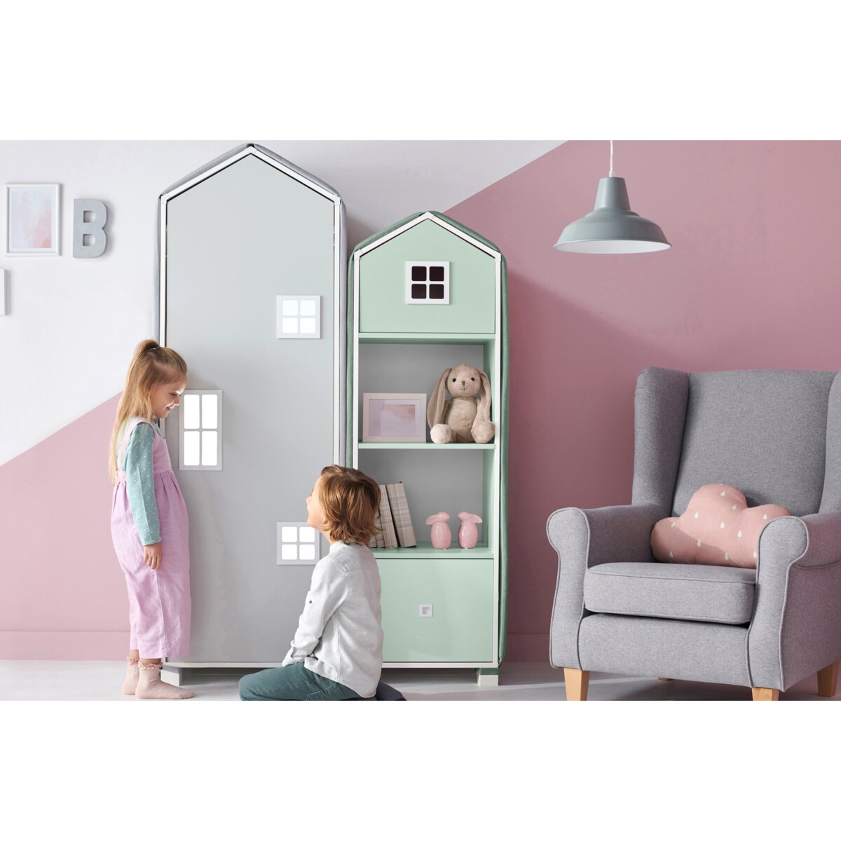 KONSIMO MIRUM Biała komoda w kształcie domku dla dziecka w kolorze zielonym