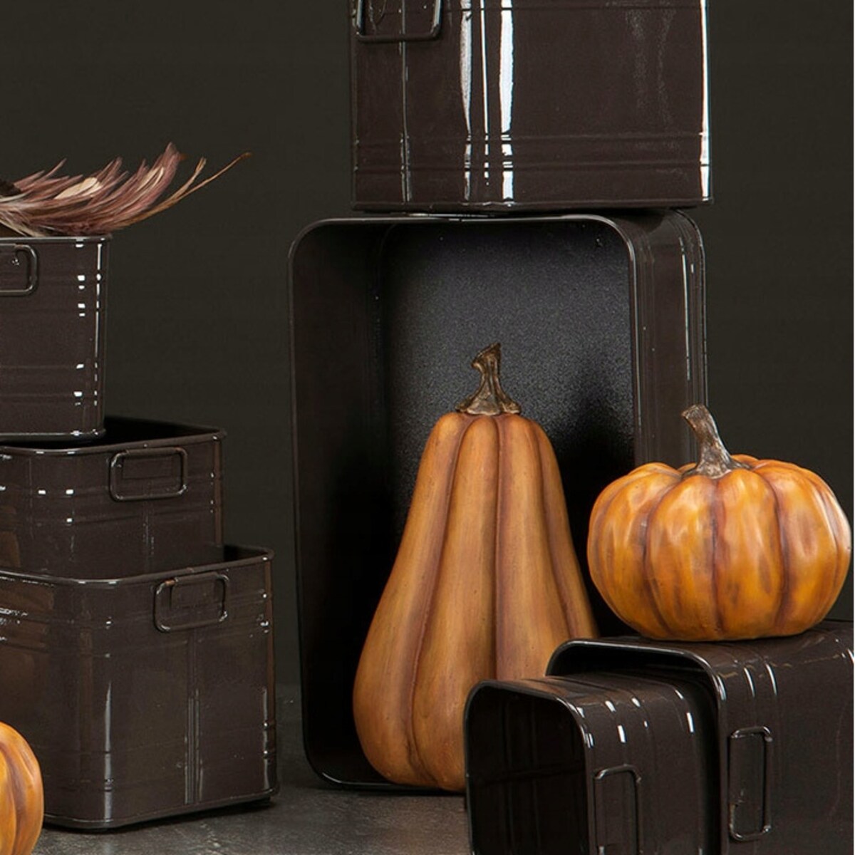 FIGURKA DYNIA HALLOWEEN JESIEŃ pomarańczowa imitacja jesienna 24cm