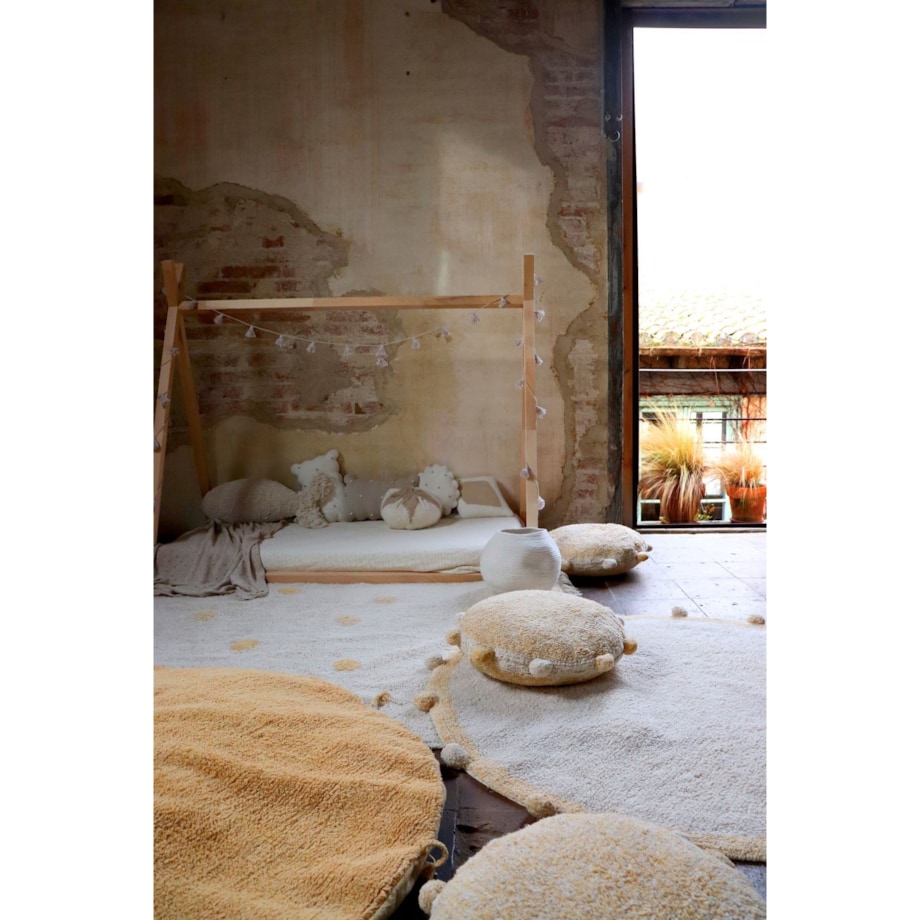 Poduszka podłogowa Bubbly Honey Lorena Canals