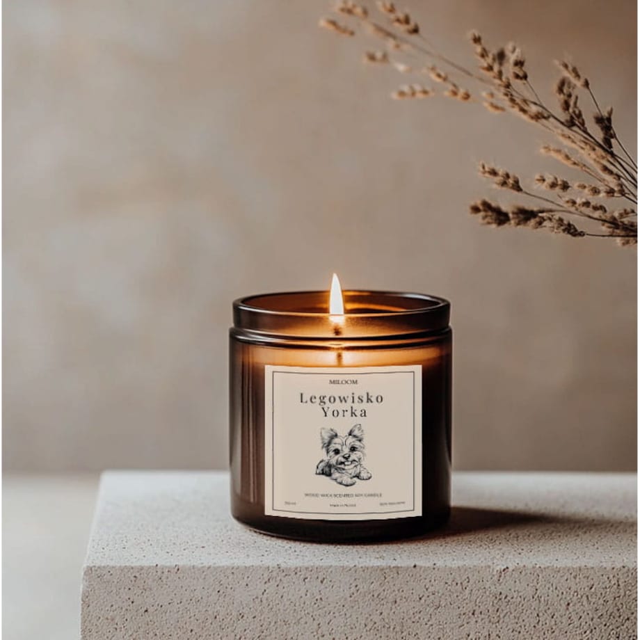 Świeca Sojowa Zapachowa z Drewnianym Knotem LEGOWISKO YORKA 230 ml Miloom