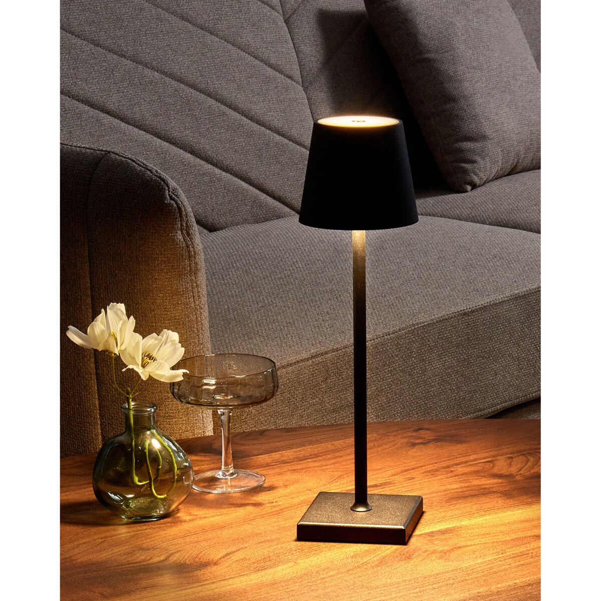 Bezprzewodowa lampa stołowa LED BACEIRO Ze ściemniaczem Metal Czarny