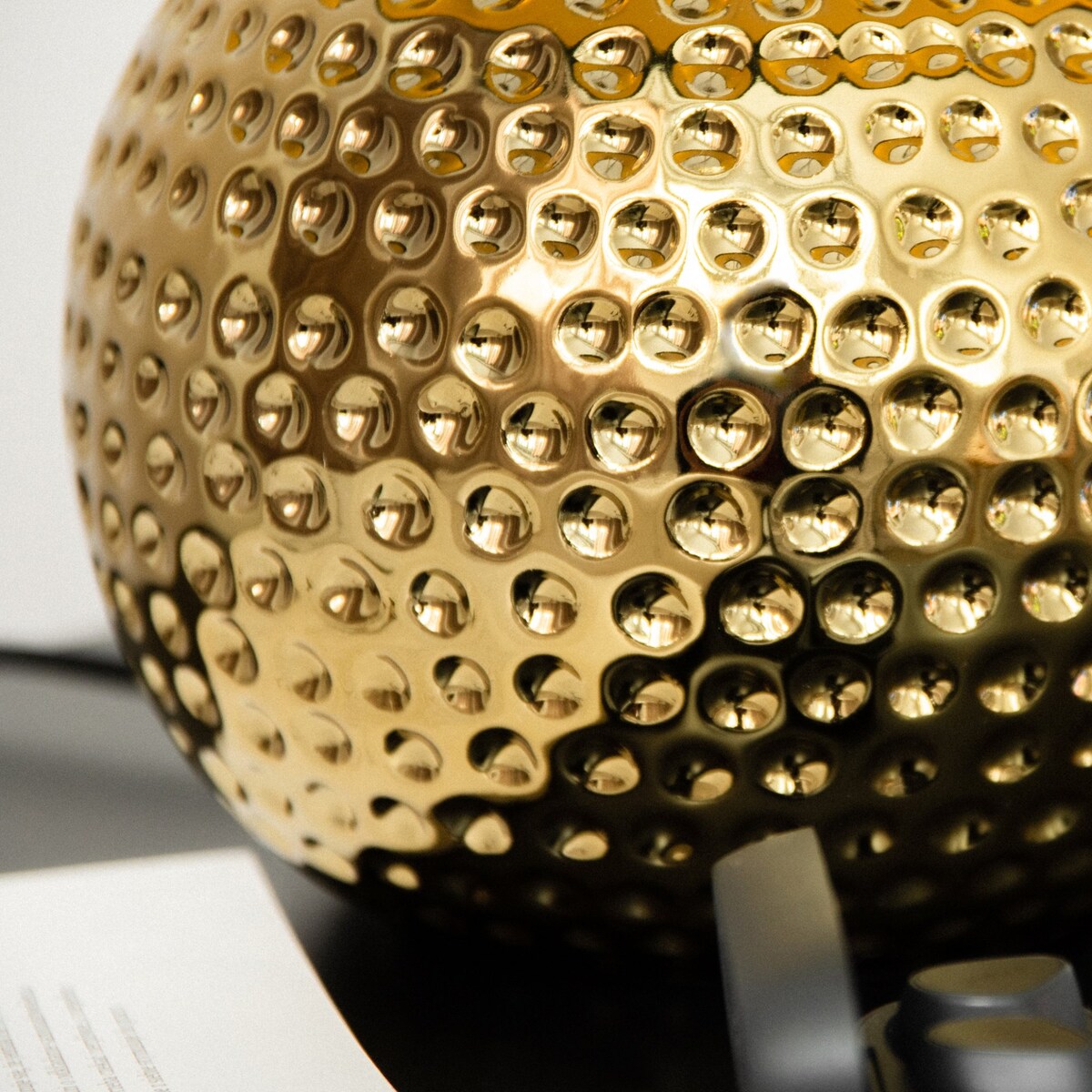 KONSIMO NIPER elegancka lampa stołowa złoto-zielony