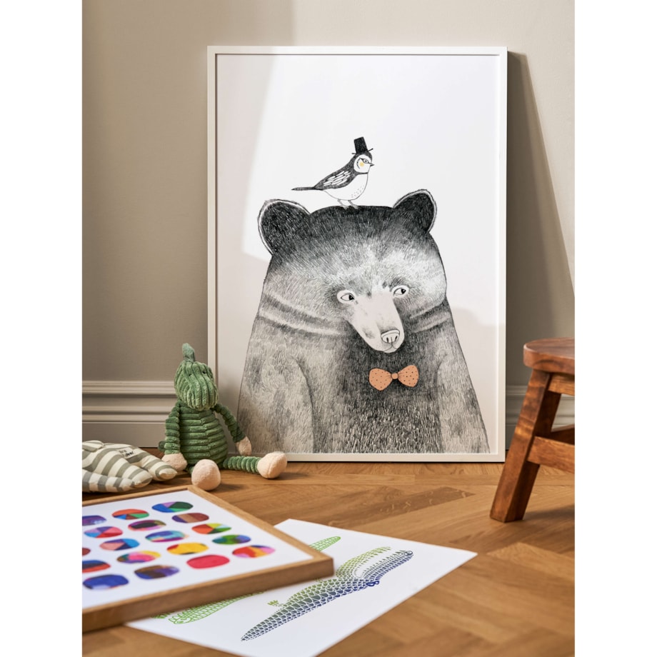 Poster Story, Plakat, Obraz - Niedźwiadek z Sikorką na Głowie, wymiary 21 x 30 cm