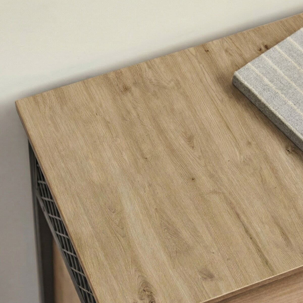 Komoda Artisan w nowoczesnym stylu dąb artisan, czarny