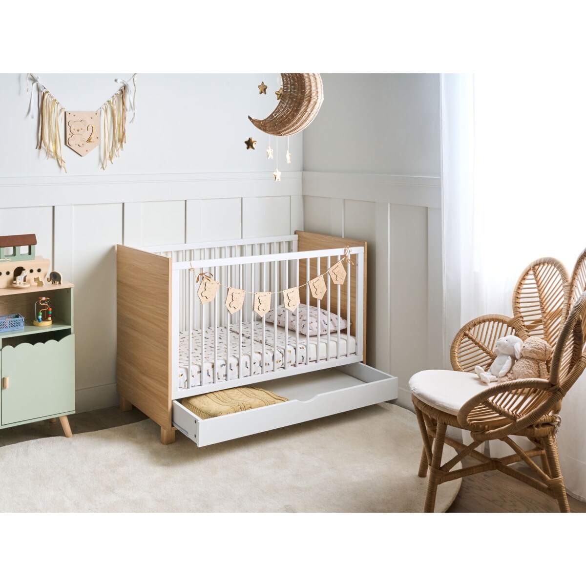 Łóżeczko dziecięce z szufladą GUNNAR 60 x 120 cm Biały