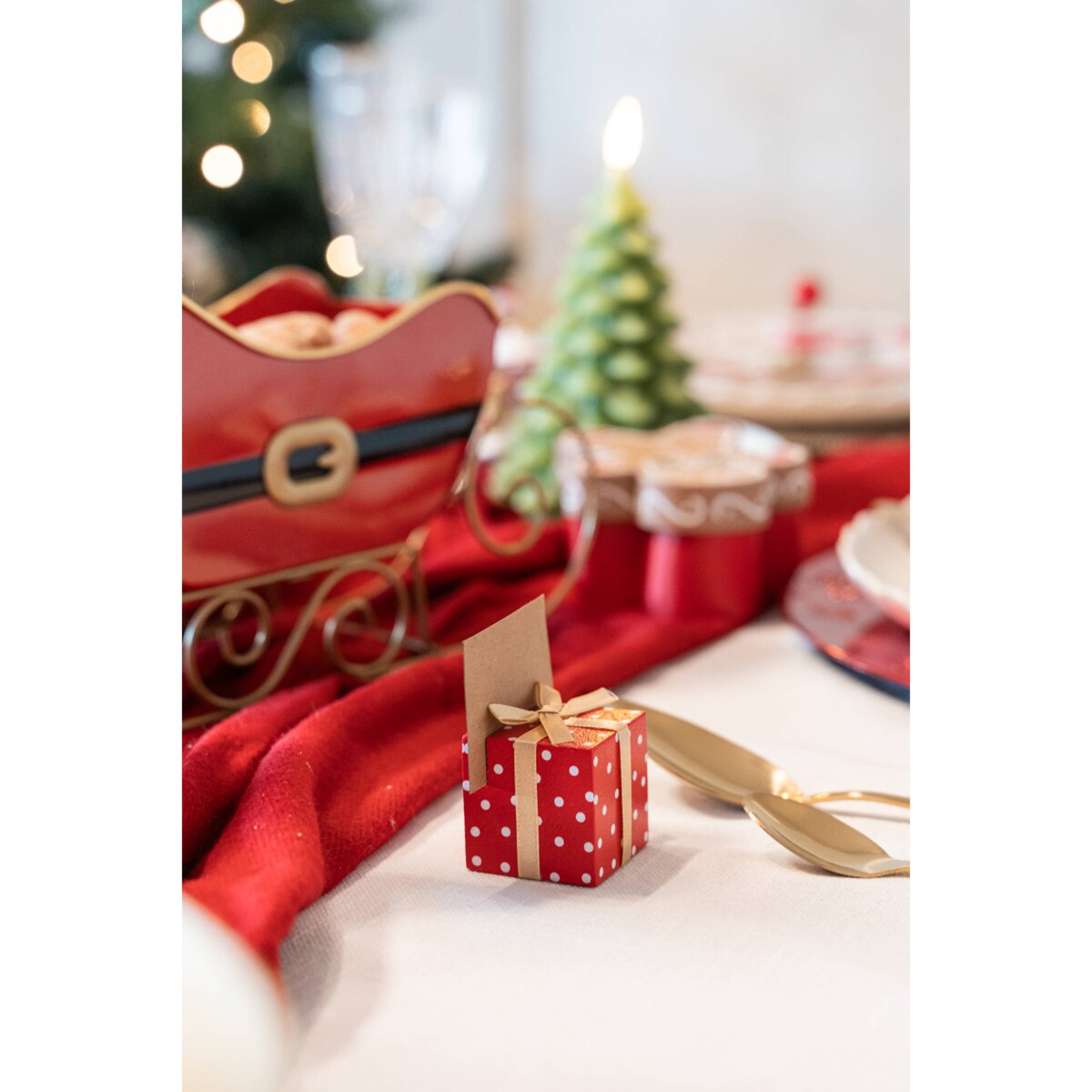 Winietki świąteczne z motywem prezentu, 2 szt.
