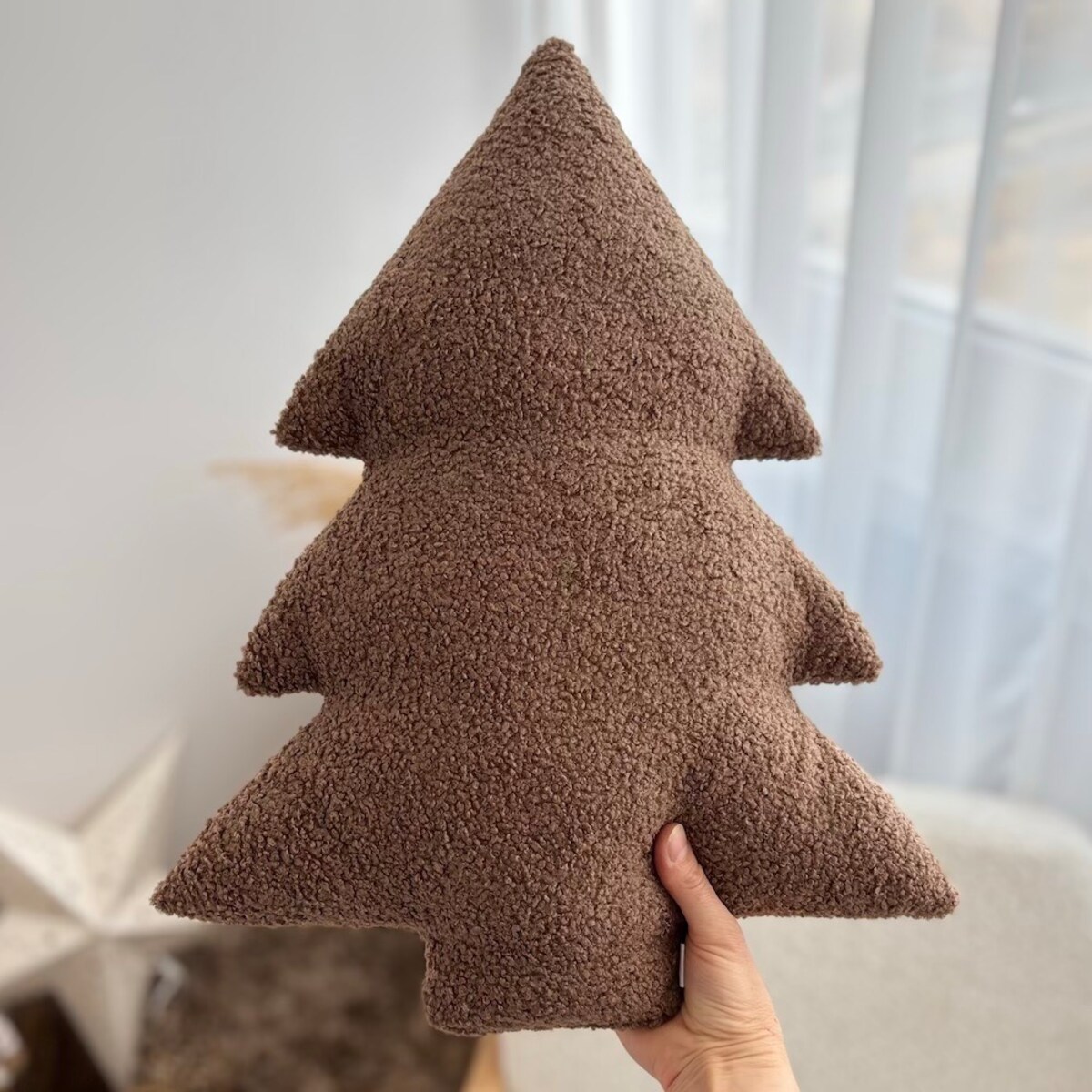 Poduszka Choinka boucle brązowa