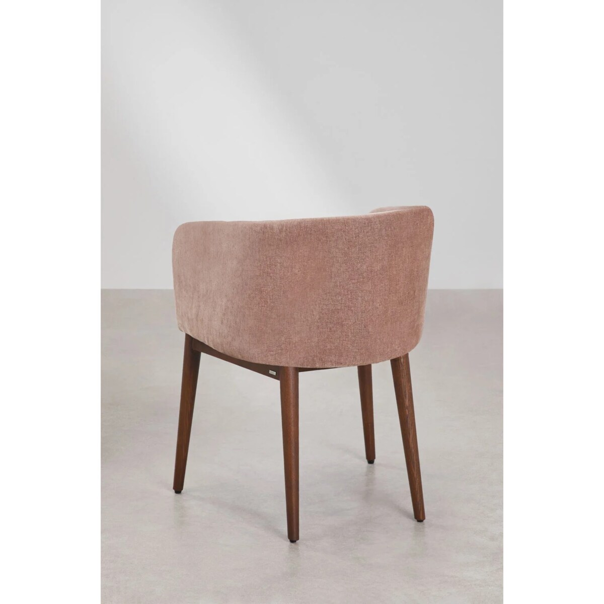 Krzesło szenilowe z podłokietnikami, herbaciany róż, ciemne nóżki, Burnia