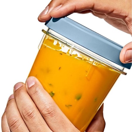 Zestaw 2 pojemników (2x 946 ml) Twist & Stack Good Grips Oxo