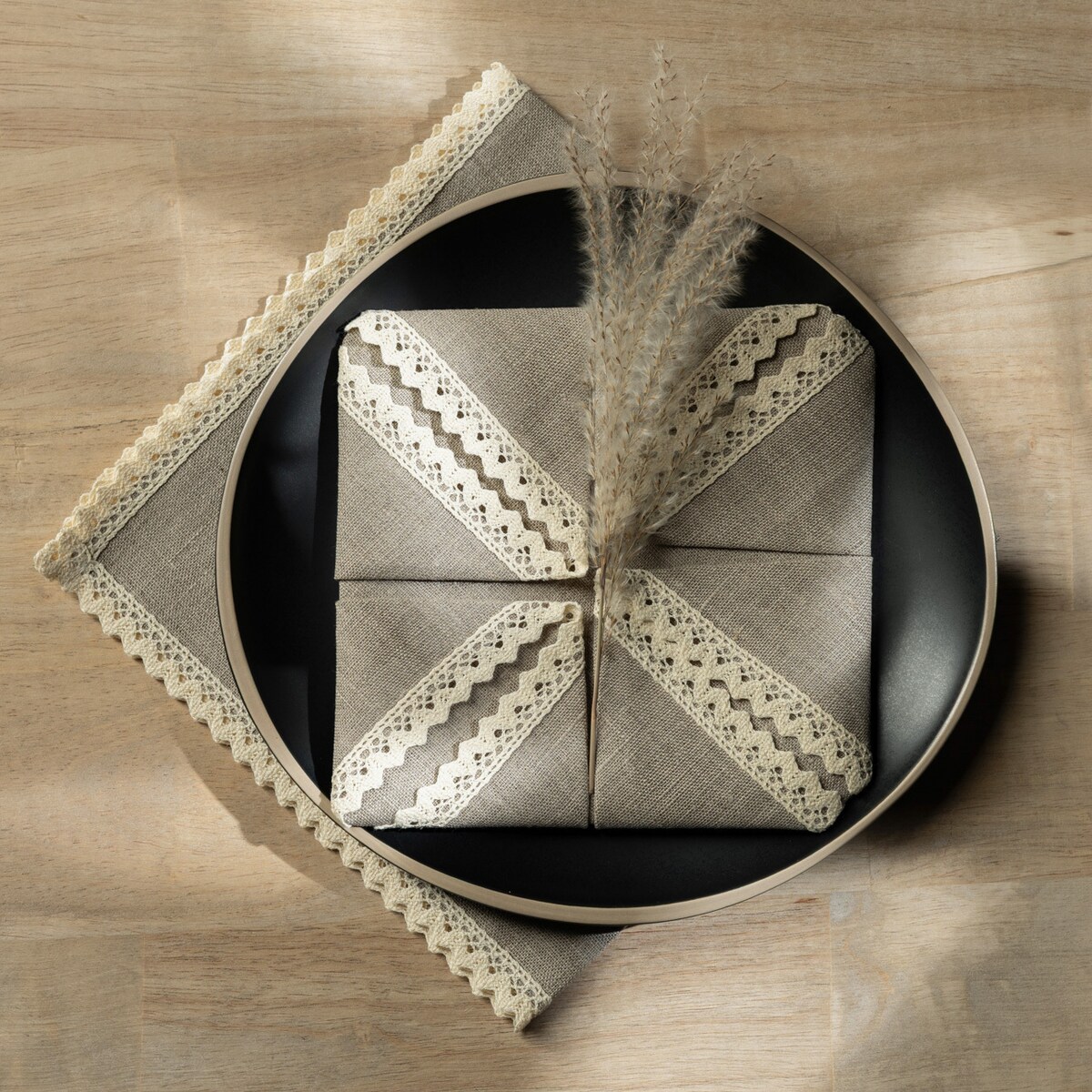 Komplet lnianych serwetek z koronką 4szt., lniany, 48 x 48 cm, Linen