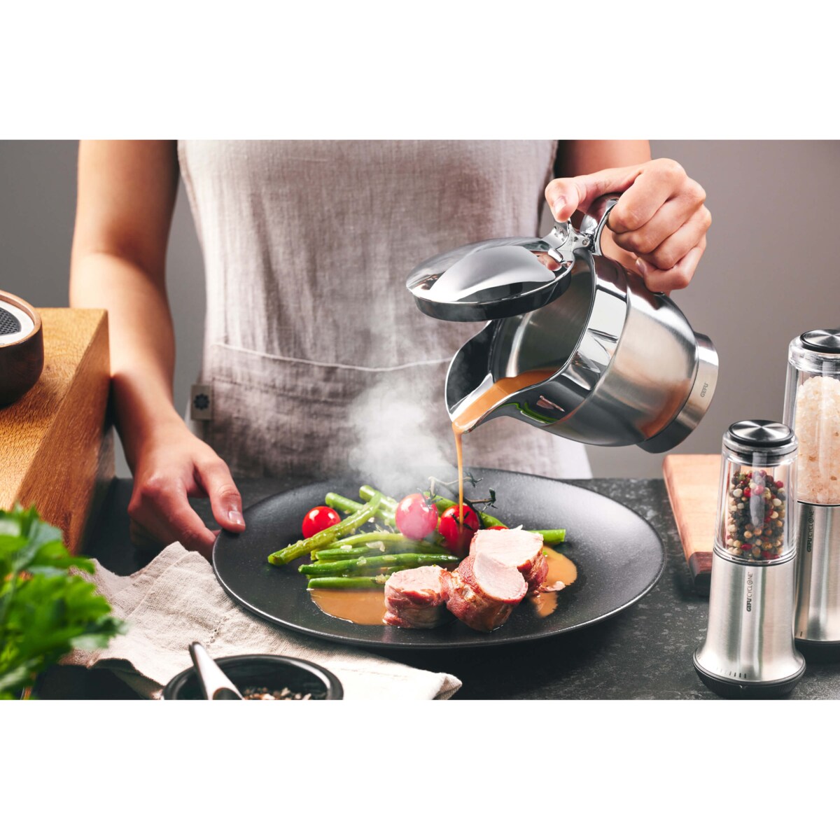 GEFU SERVIRO Termiczny dzbanek na sos 400 ml