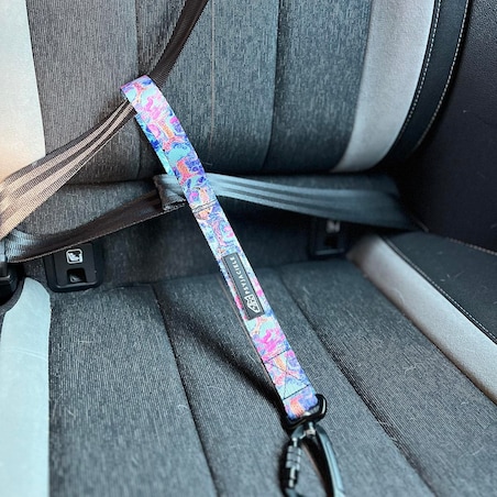 Pętla mocowana do pasa samochodowego "Under my ombrella" zieleń