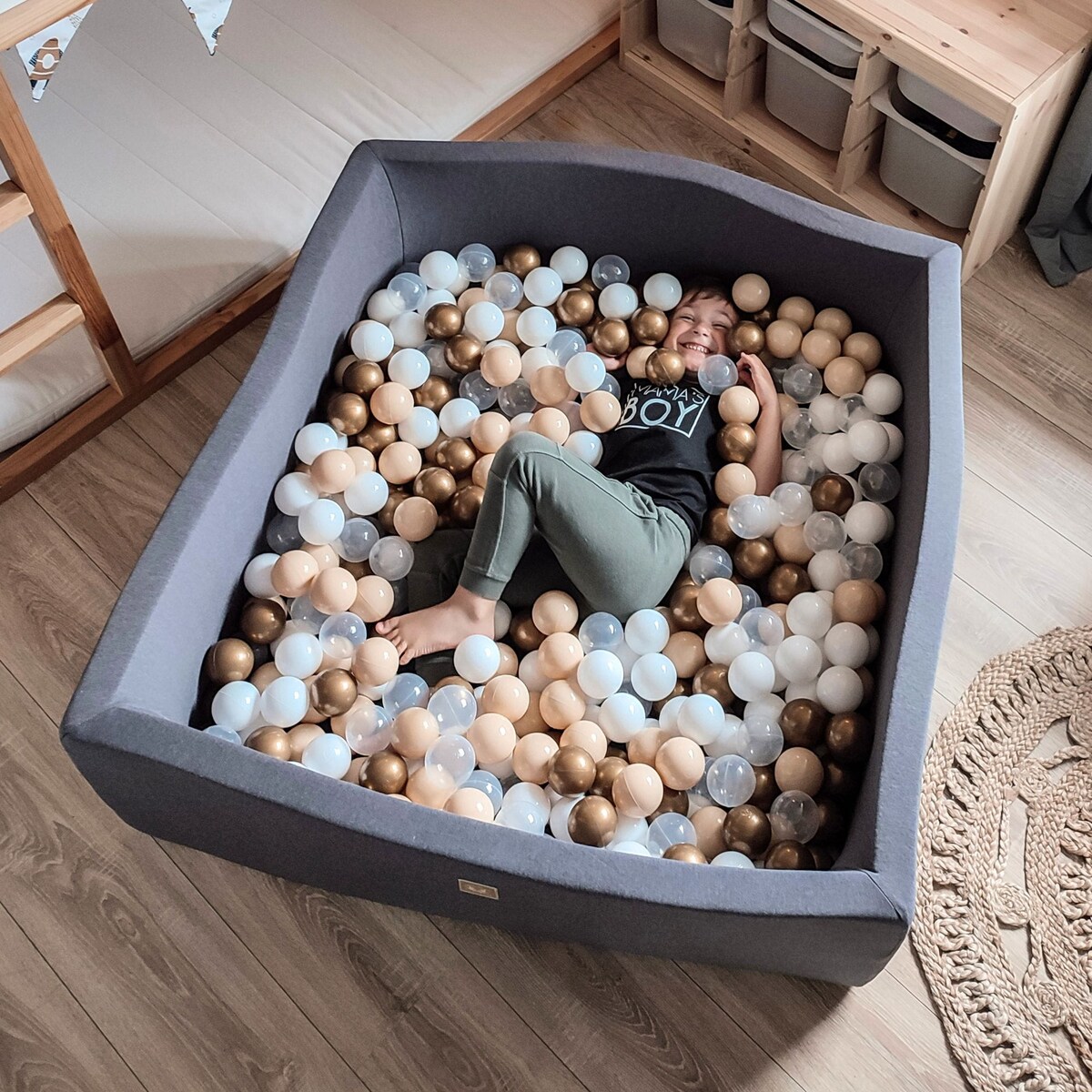 Kwadratowy Suchy Basen dla Dziecka 90x90x40cm/200 Piłek 7cm, Cotton, Ciemnoszary: Białe/Niebieskie/Turkusowe/Błękitne