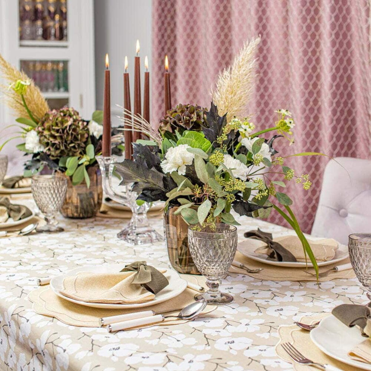 Haftowane serwetki Beige Petali - 4 sztuki