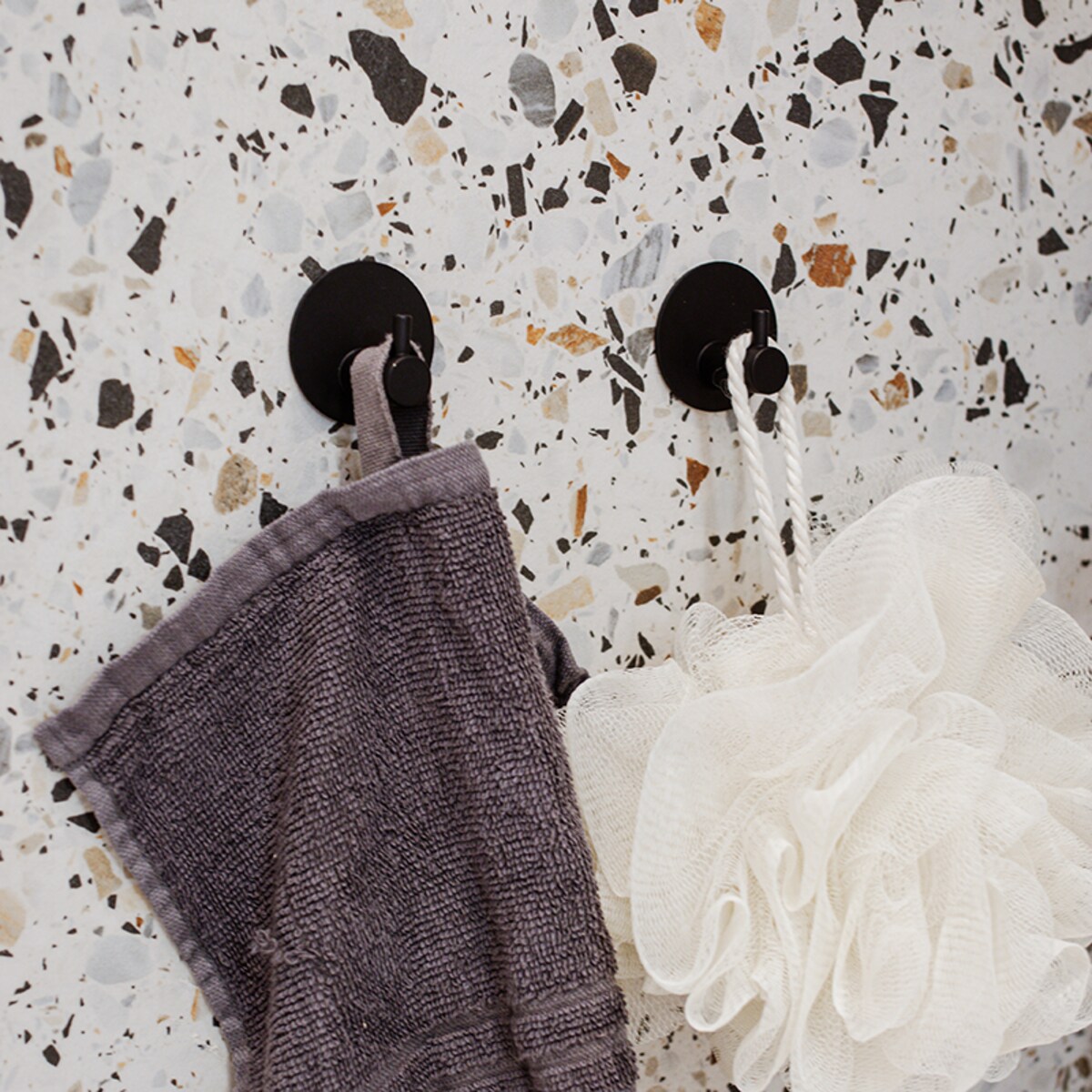 Wieszaki ścienne samoprzylepne zestaw 4 szt. czarne nowoczesne