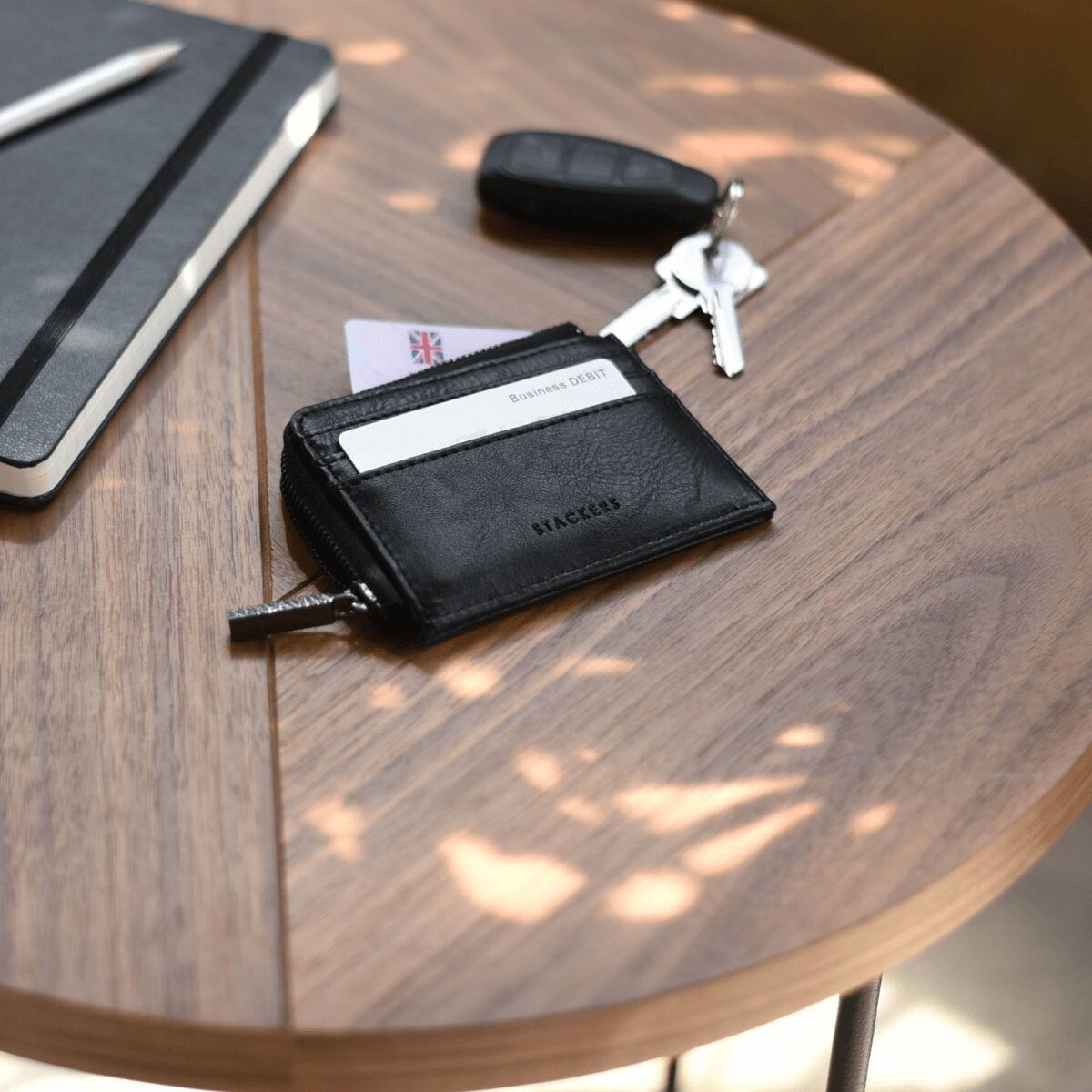 Etui na dokumenty Stackers zasuwane czarne